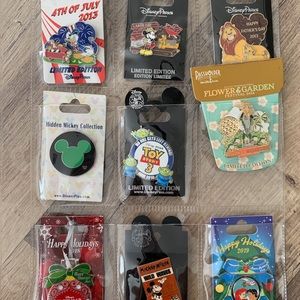 45 Limited Edition Disney pins